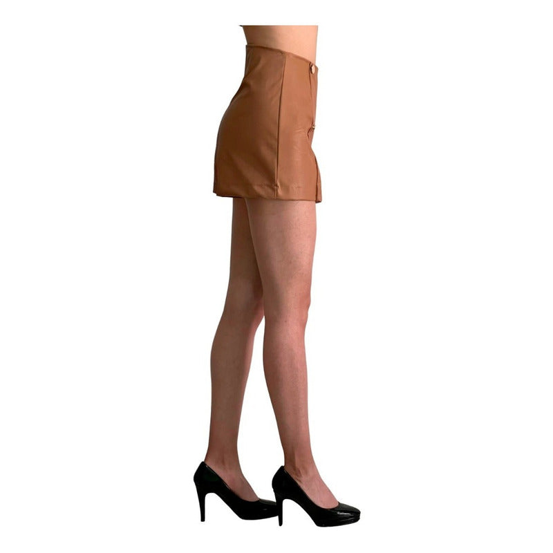 Short Falda Vinipiel Cuatro Botones