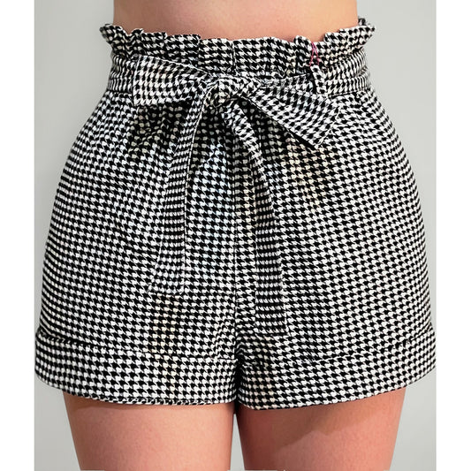 Short Dama Cinturón Moño Pata De Gallo