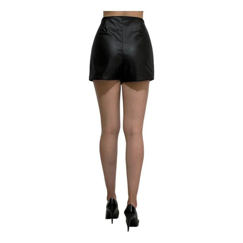 Falda Short Vinipiel Cruzado 3 Botones
