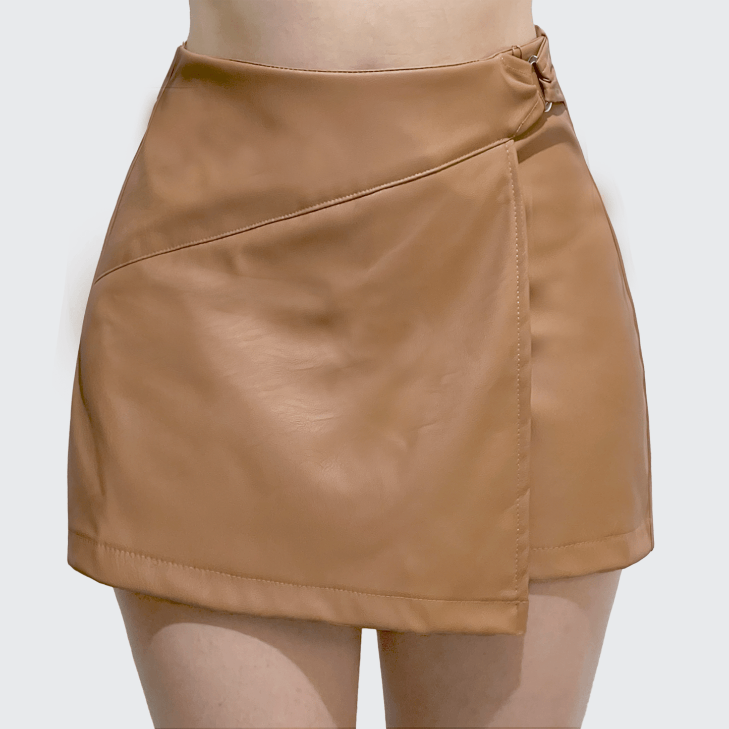 Short Falda Mujer Vinipiel Pu Y Aro Metálico - AIDEE GIAN