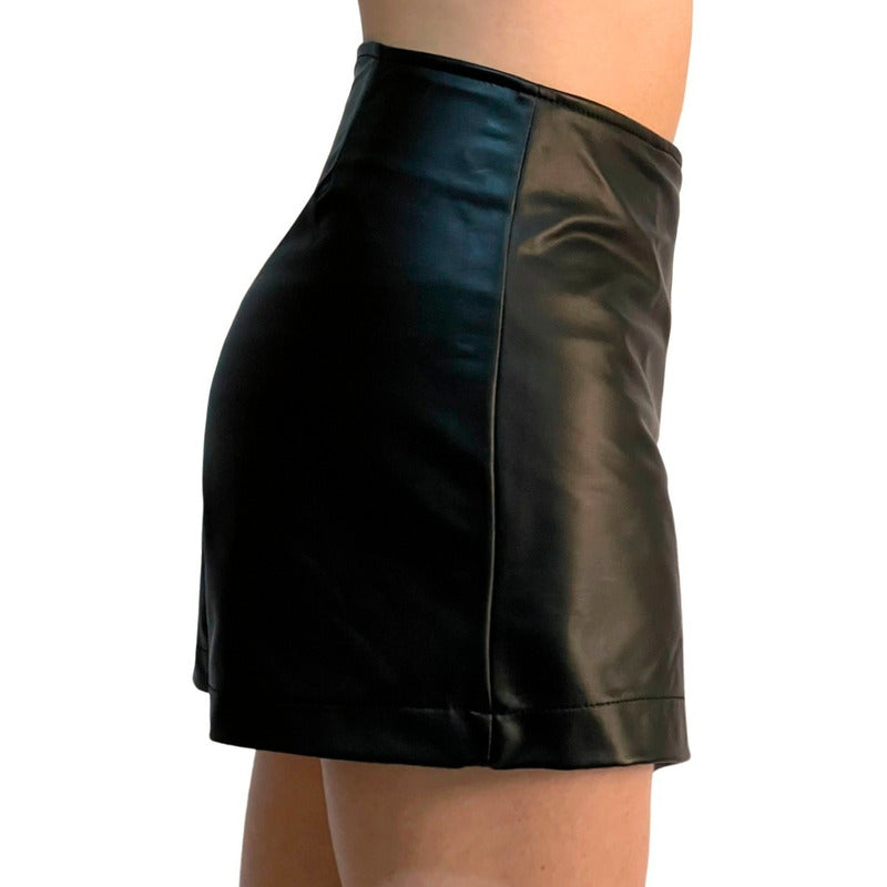 Falda Short Vinipiel Cruzado 3 Botones